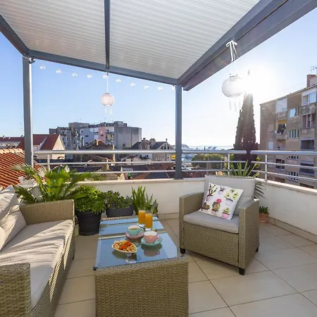 Dome Apartment
